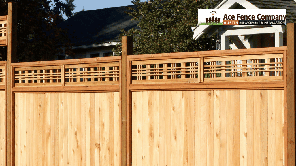 vertical wood privacy fence with topper